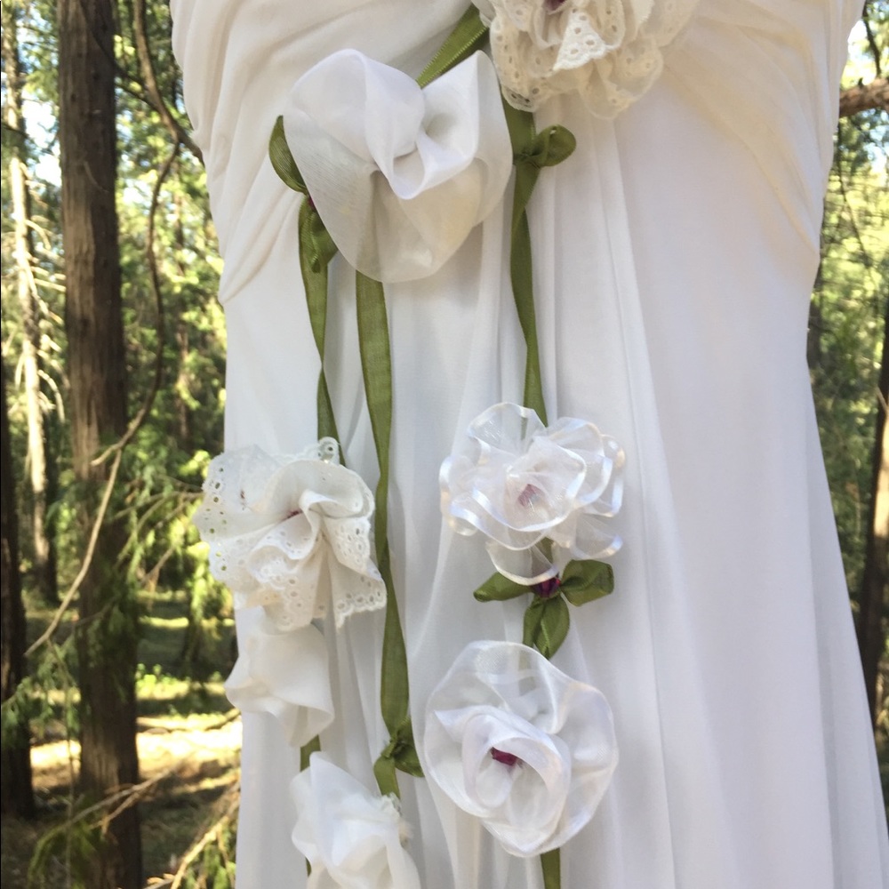 Kreativekristen original upcycled white floral evening  prom gown maxi dress - Picture 12 of 15